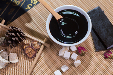 膏滋廠(chǎng)家：為什么春季宜進(jìn)補(bǔ)膏方？